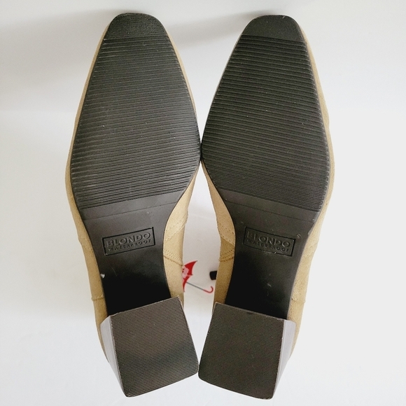 NEW Blondo Beige Waterproof Suede Stacked Block Heel Ankle Booties Size 8.5 - Picture 5 of 6